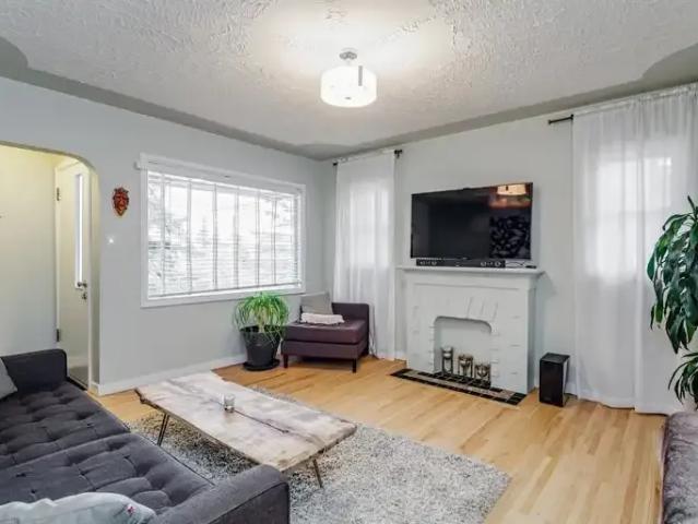 For Rent 2 Bedroom Apartment Calgary AB DS103215830
