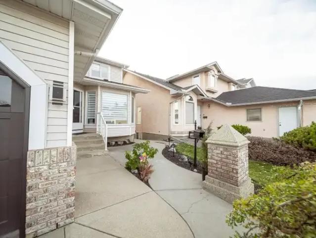 For Rent 2 Bedroom Apartment Calgary AB DS103354858