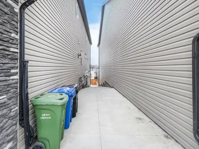 For Rent 2 Bedroom Apartment Calgary AB DS104401631