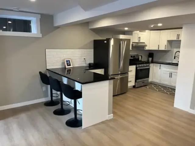 For Rent 2 Bedroom Apartment Calgary AB DS104401662