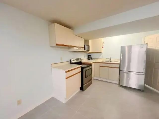 For Rent 2 Bedroom Apartment Calgary AB DS104598535