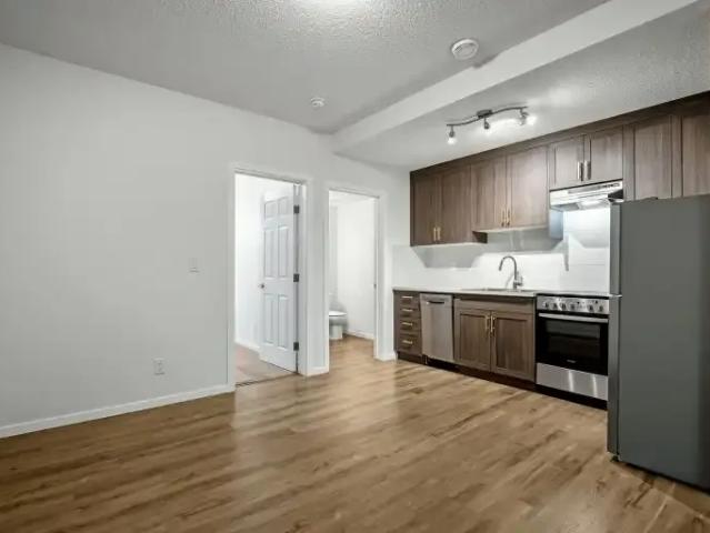 For Rent 2 Bedroom Apartment Calgary AB DS104598191