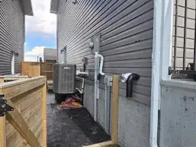 For Rent 2 Bedroom Apartment Calgary AB DS104638341
