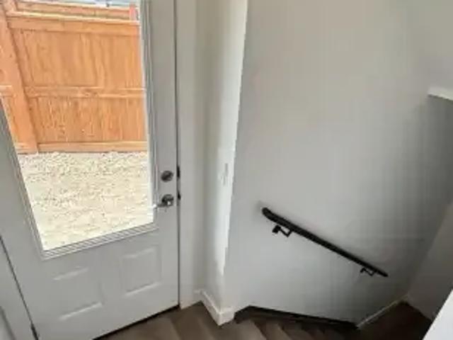 For Rent 2 Bedroom Apartment Calgary AB DS104711545