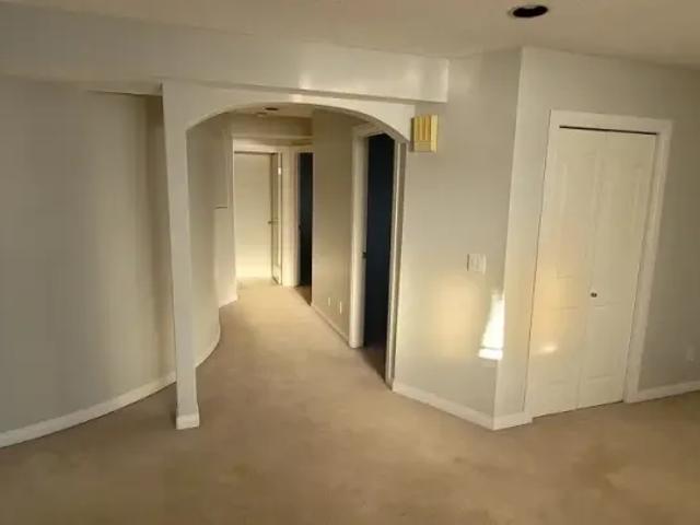 For Rent 2 Bedroom Apartment Calgary AB DS104753829