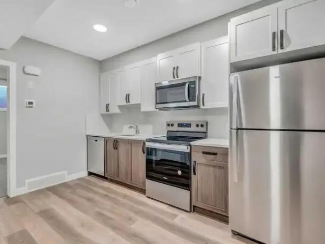 For Rent 2 Bedroom Apartment Calgary AB DS104782679