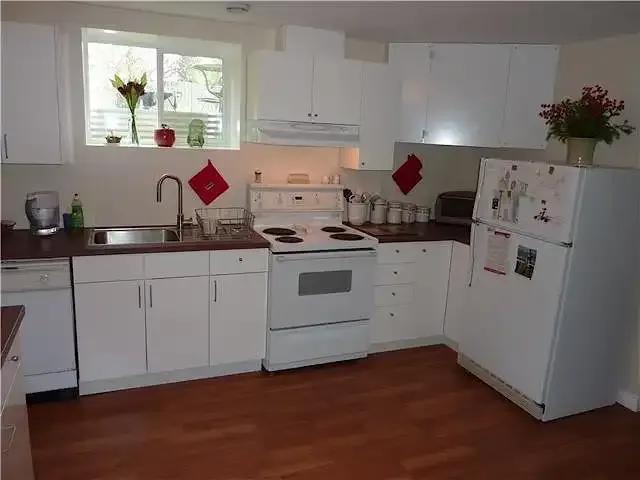 For Rent 2 Bedroom Apartment Calgary AB DS104841713