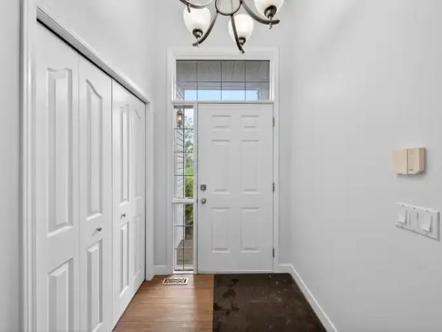 For Rent 2 Bedroom Apartment Calgary AB DS104841893