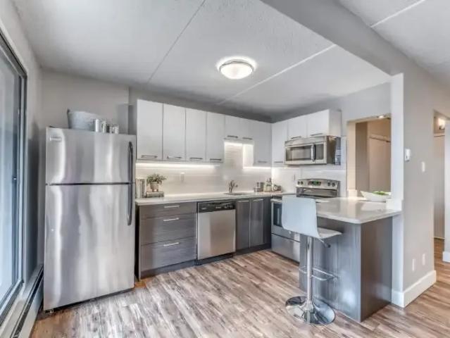 For Rent 2 Bedroom Apartment Calgary AB DS104876481