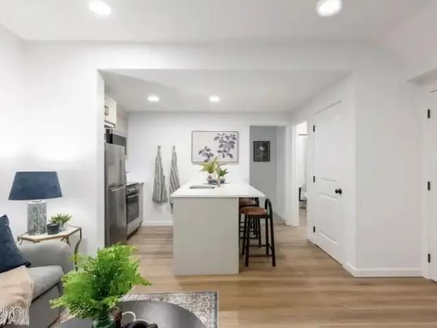 For Rent 2 Bedroom Apartment Calgary AB DS104142636