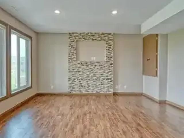 For Rent 2 Bedroom Apartment Calgary AB DS104180426