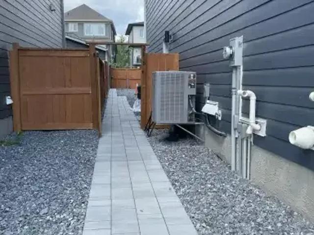 For Rent 2 Bedroom Apartment Calgary AB DS104180632