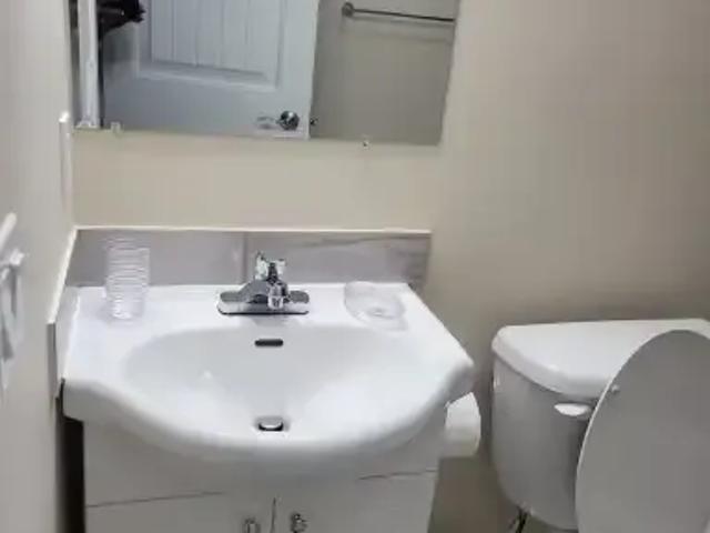 For Rent 2 Bedroom Apartment Calgary AB DS104180739
