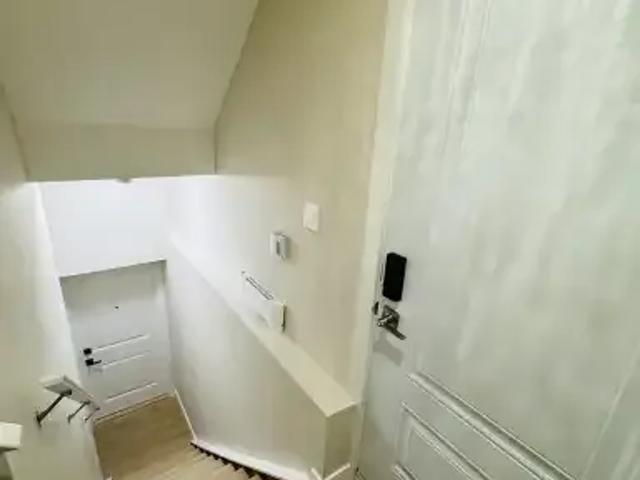For Rent 2 Bedroom Apartment Calgary AB DS104181571