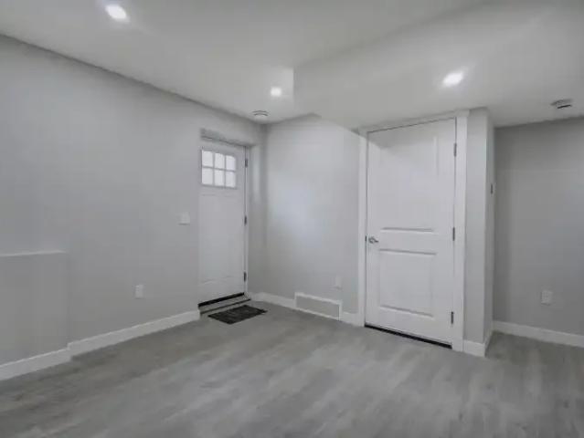 For Rent 2 Bedroom Apartment Calgary AB DS104181795