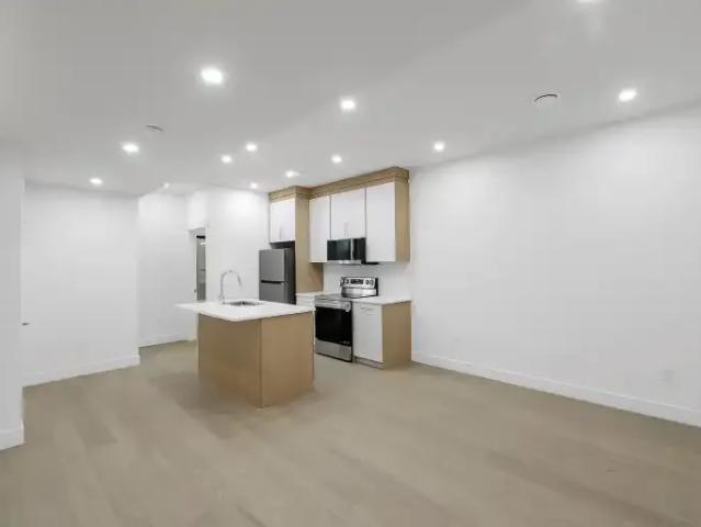 For Rent 2 Bedroom Apartment Calgary AB DS104181894