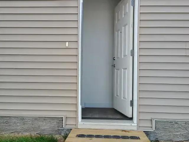 For Rent 2 Bedroom Apartment Calgary AB DS104182723