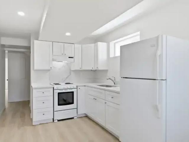 For Rent 2 Bedroom Apartment Calgary AB DS104182899