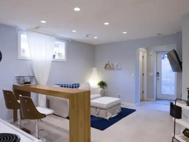 For Rent 2 Bedroom Apartment Calgary AB DS104182273