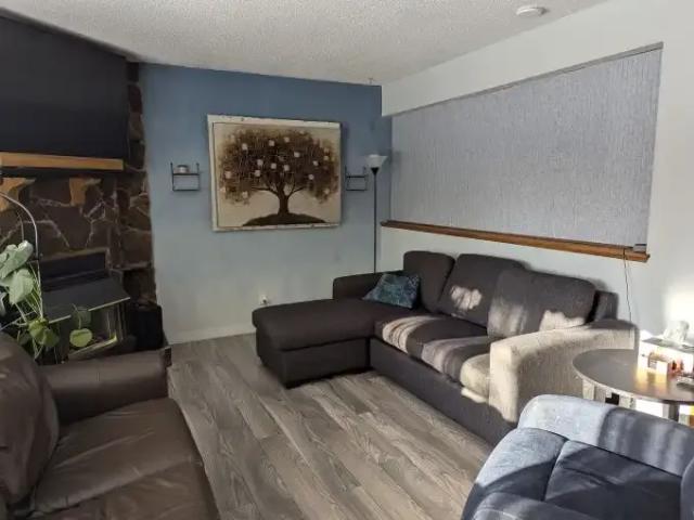 For Rent 2 Bedroom Apartment Calgary AB DS104182380