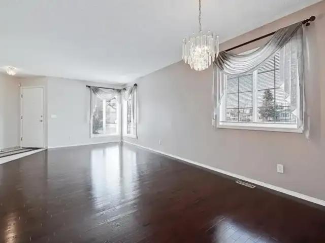 For Rent 2 Bedroom Apartment Calgary AB DS104183097