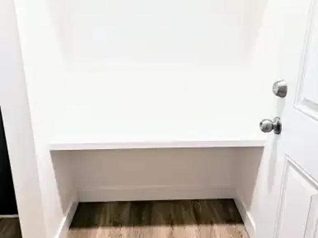 For Rent 2 Bedroom Apartment Calgary AB DS104223815