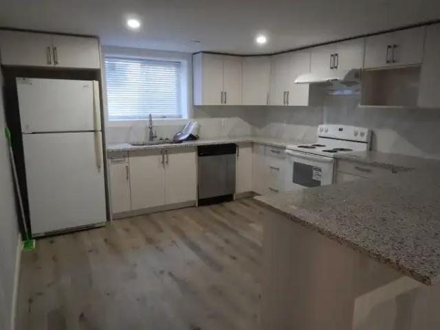 For Rent 2 Bedroom Apartment Calgary AB DS104224386