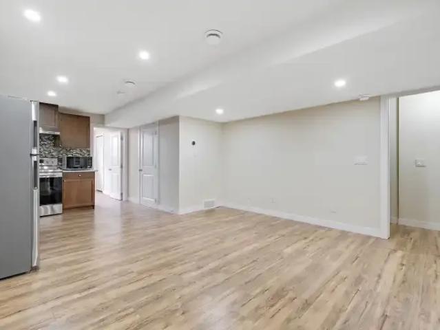 For Rent 2 Bedroom Apartment Calgary AB DS104257208