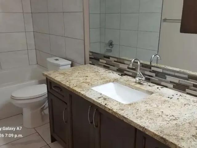 For Rent 2 Bedroom Apartment Calgary AB DS104362639