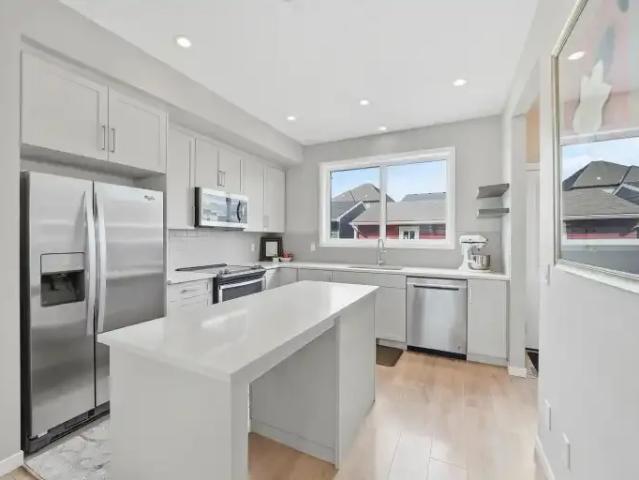 For Rent 2 Bedroom Apartment Calgary AB DS104362725
