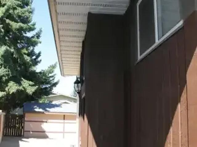 For Rent 2 Bedroom Apartment Calgary AB DS104362784