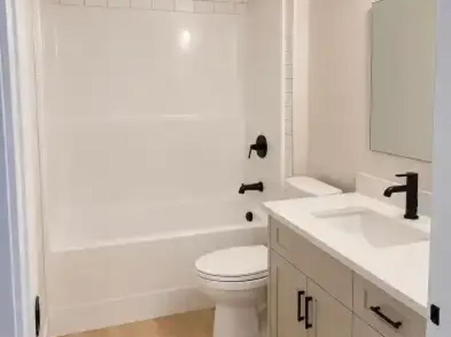 For Rent 2 Bedroom Apartment Calgary AB DS104362808