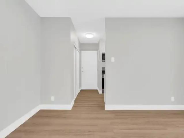 For Rent 2 Bedroom Apartment Cambridge ON DS102914961