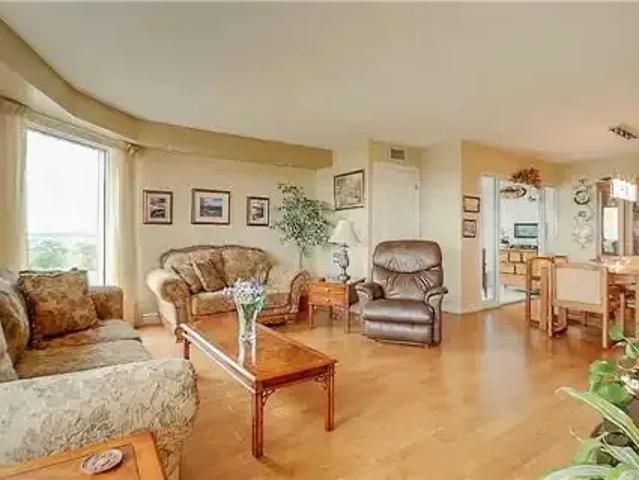 For Rent 2 Bedroom Apartment Cambridge ON DS103355180