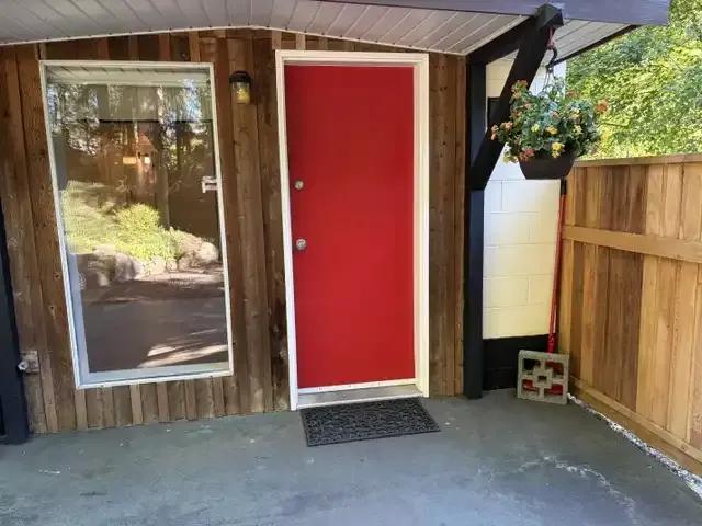 For Rent 2 Bedroom Apartment Campbell River BC DS105100597