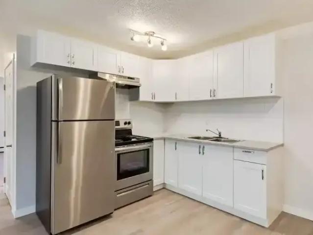 For Rent 2 Bedroom Apartment Camrose AB DS103877960