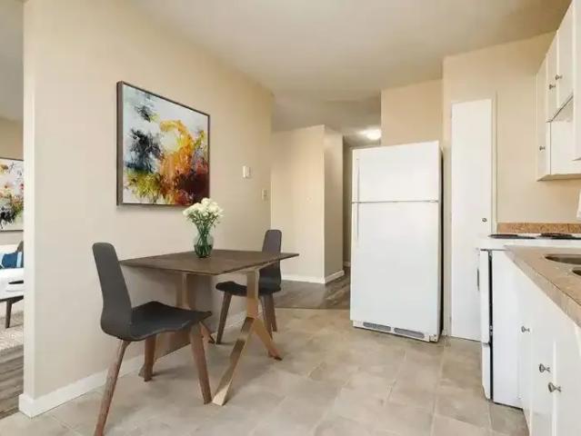 For Rent 2 Bedroom Apartment Camrose AB DS104863115