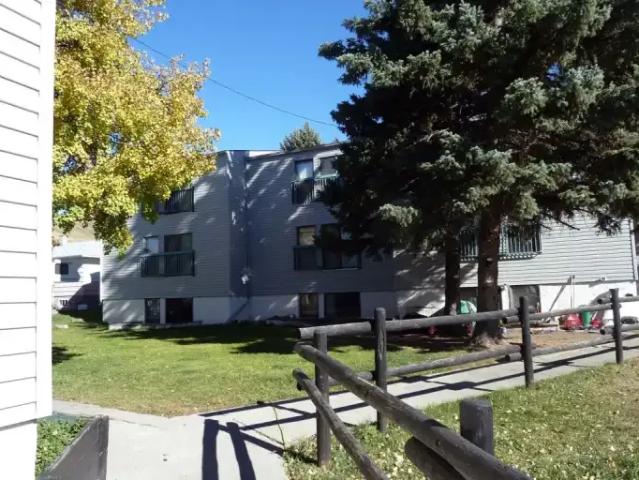 For Rent 2 Bedroom Apartment Cochrane AB DLS100525653