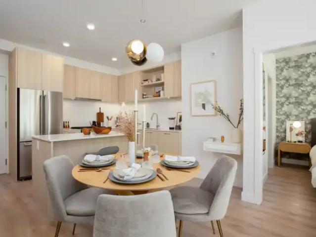 For Rent 2 Bedroom Apartment Coquitlam BC DS103091255