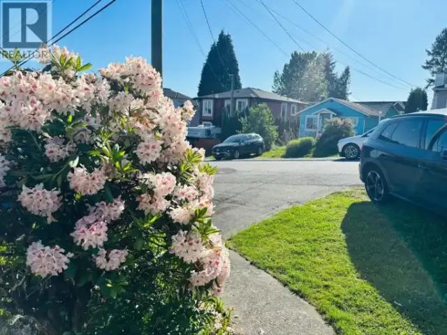For Rent 2 Bedroom Apartment Coquitlam BC DS103611944