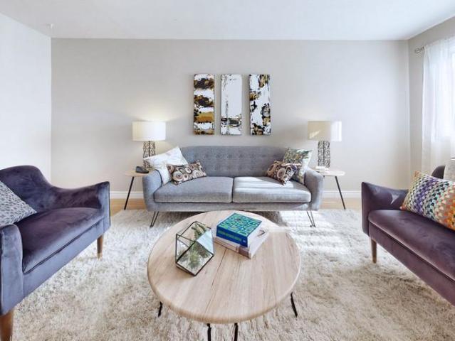 For Rent 2 Bedroom Apartment Cornwall ON DS96817525