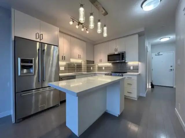 For Rent 2 Bedroom Apartment Delta BC DLS102085779