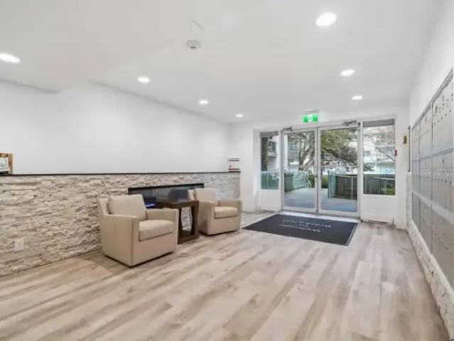 For Rent 2 Bedroom Apartment Delta BC DS104106520