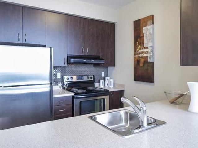 For Rent 2 Bedroom Apartment Etobicoke ON DLS96586392