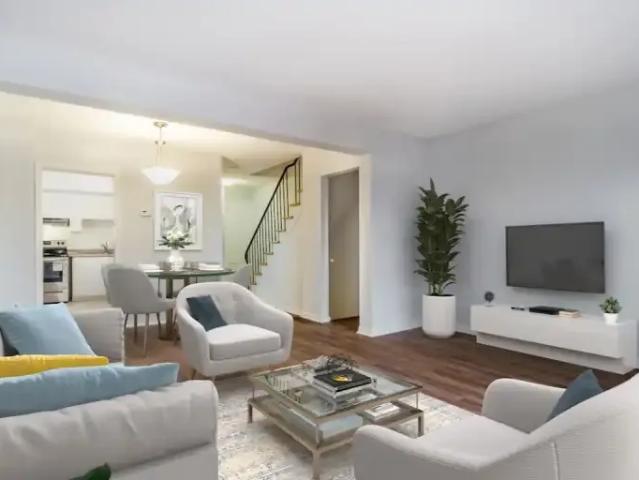 For Rent 2 Bedroom Apartment Etobicoke ON DS101826414