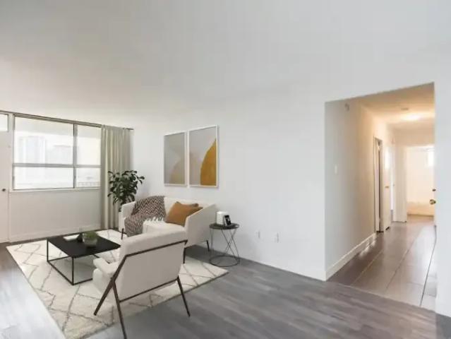 For Rent 2 Bedroom Apartment Etobicoke ON DS102951578