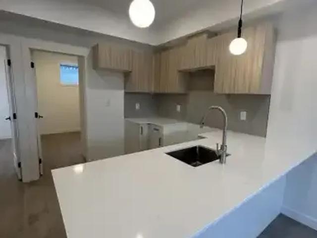 For Rent 2 Bedroom Apartment Edmonton AB DLS101042596