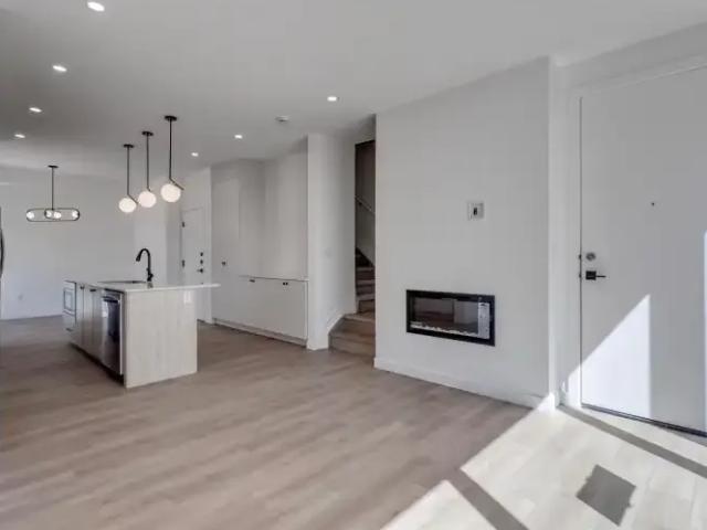 For Rent 2 Bedroom Apartment Edmonton AB DLS101773197