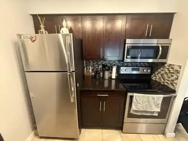 For Rent 2 Bedroom Apartment Edmonton AB DS104106696
