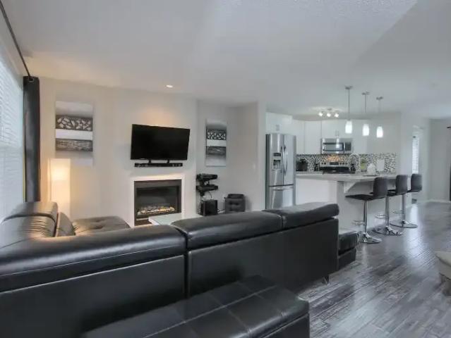 For Rent 2 Bedroom Apartment Edmonton AB DS104179869